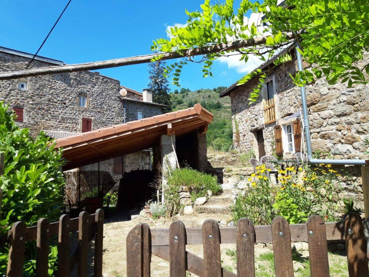 Les Pentes Du Chateau De Retourtour Lamastre Bagian luar foto